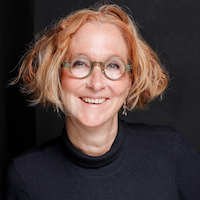 Foto Rechtsanwältin Sandra Erben-Wenzel freundlich lächelnd